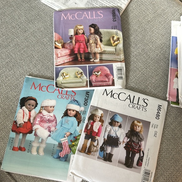 4 McCall’s doll clothes patterns - Picture 3 of 6